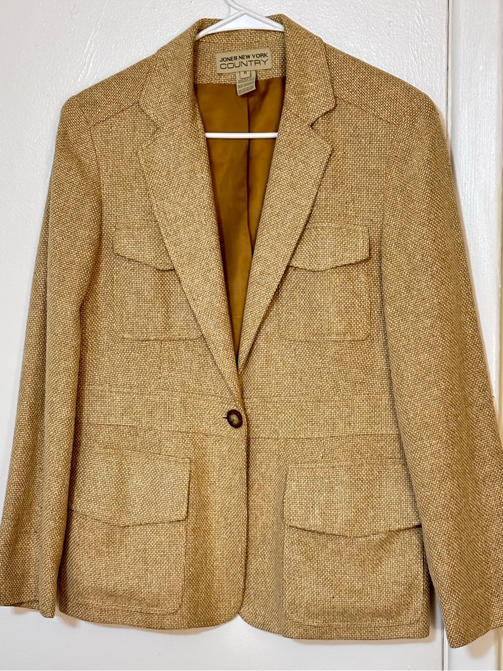 Jones New York Country Silk Woven Blend Safari Style Blazer. Fully Lined size 8